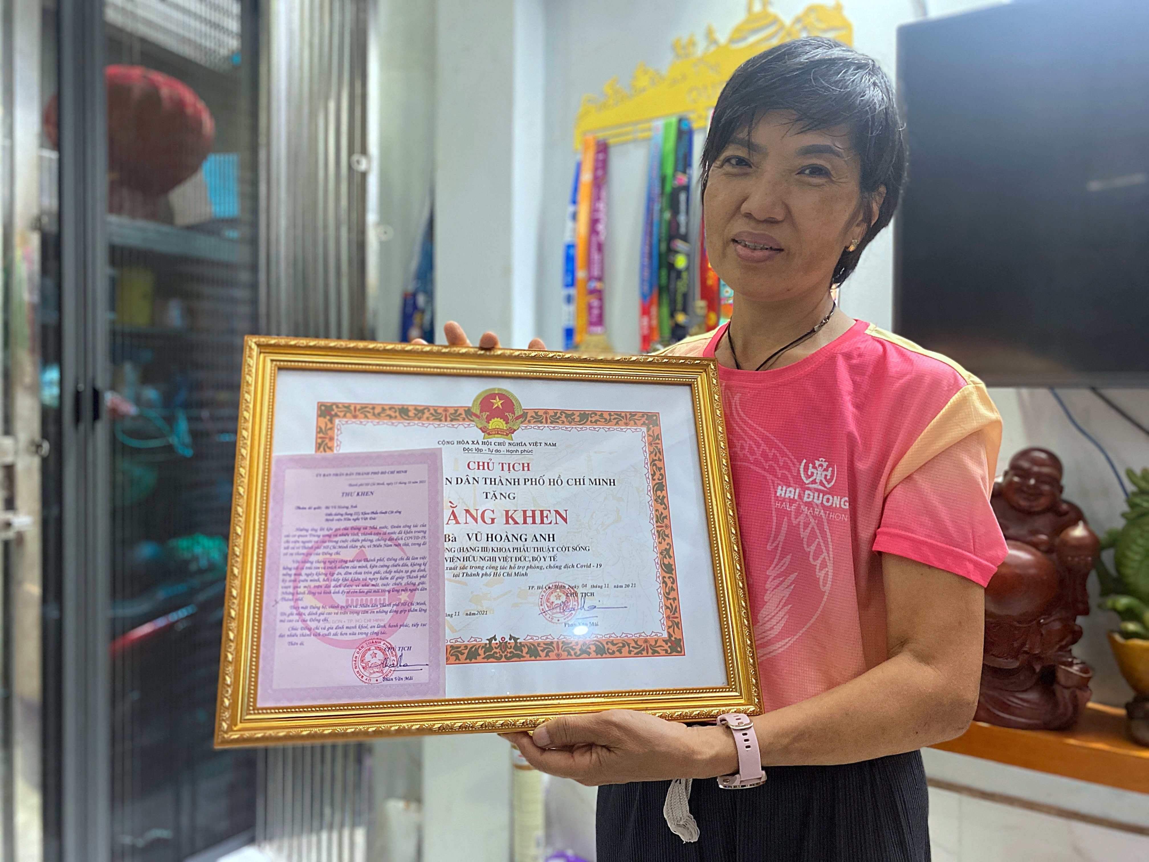 Từ buồng bệnh đến đường chạy: Nghề điều dưỡng dạy tôi nhiều điều trân quý - 5