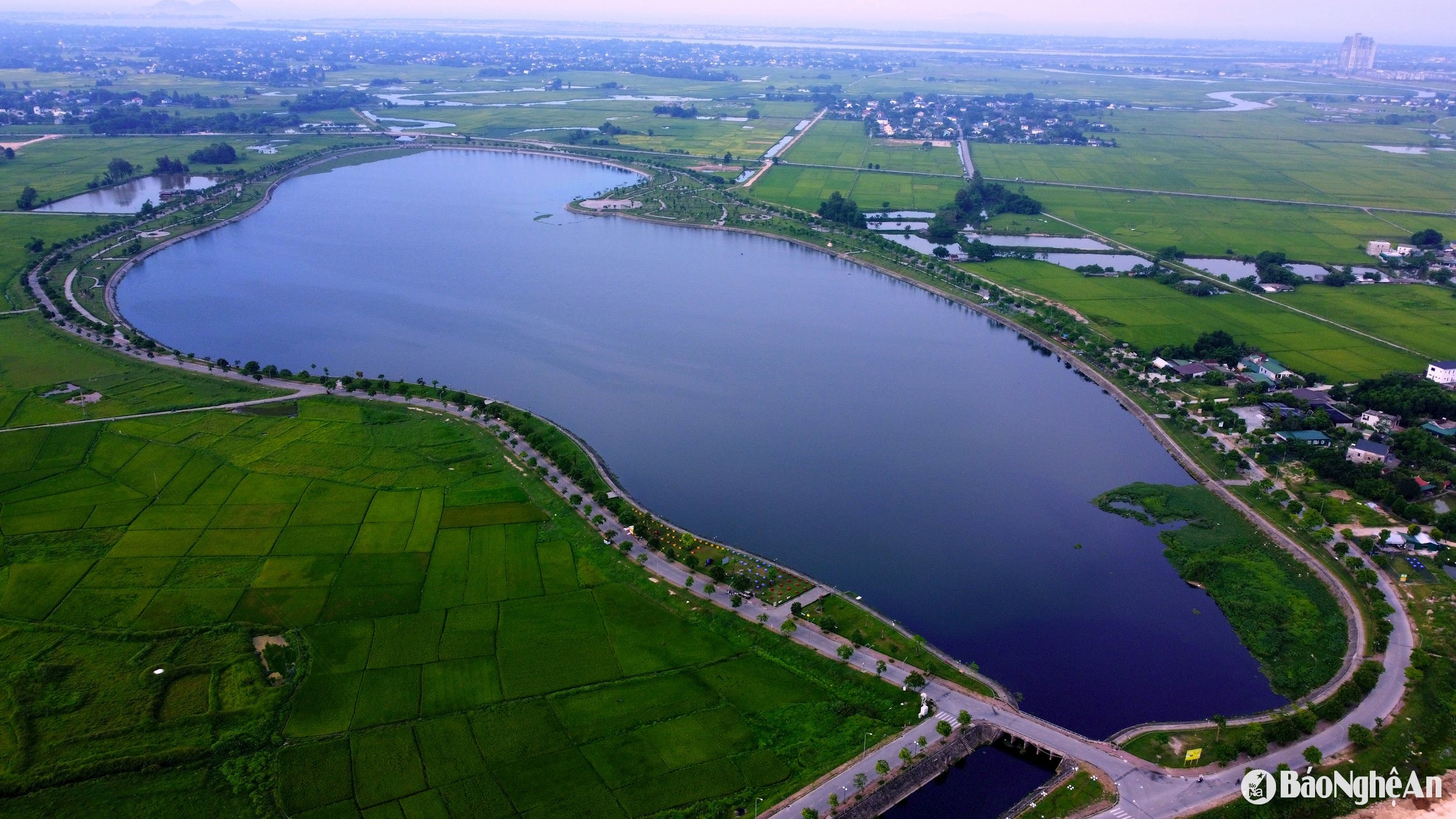 hồ điều hòa 1