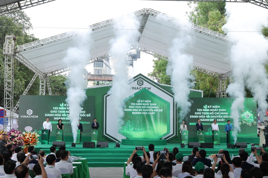 Vinachem tổ chức chuỗi hoạt động xanh hóa ngành hóa chất tại phố đi bộ Hà Nội - 1