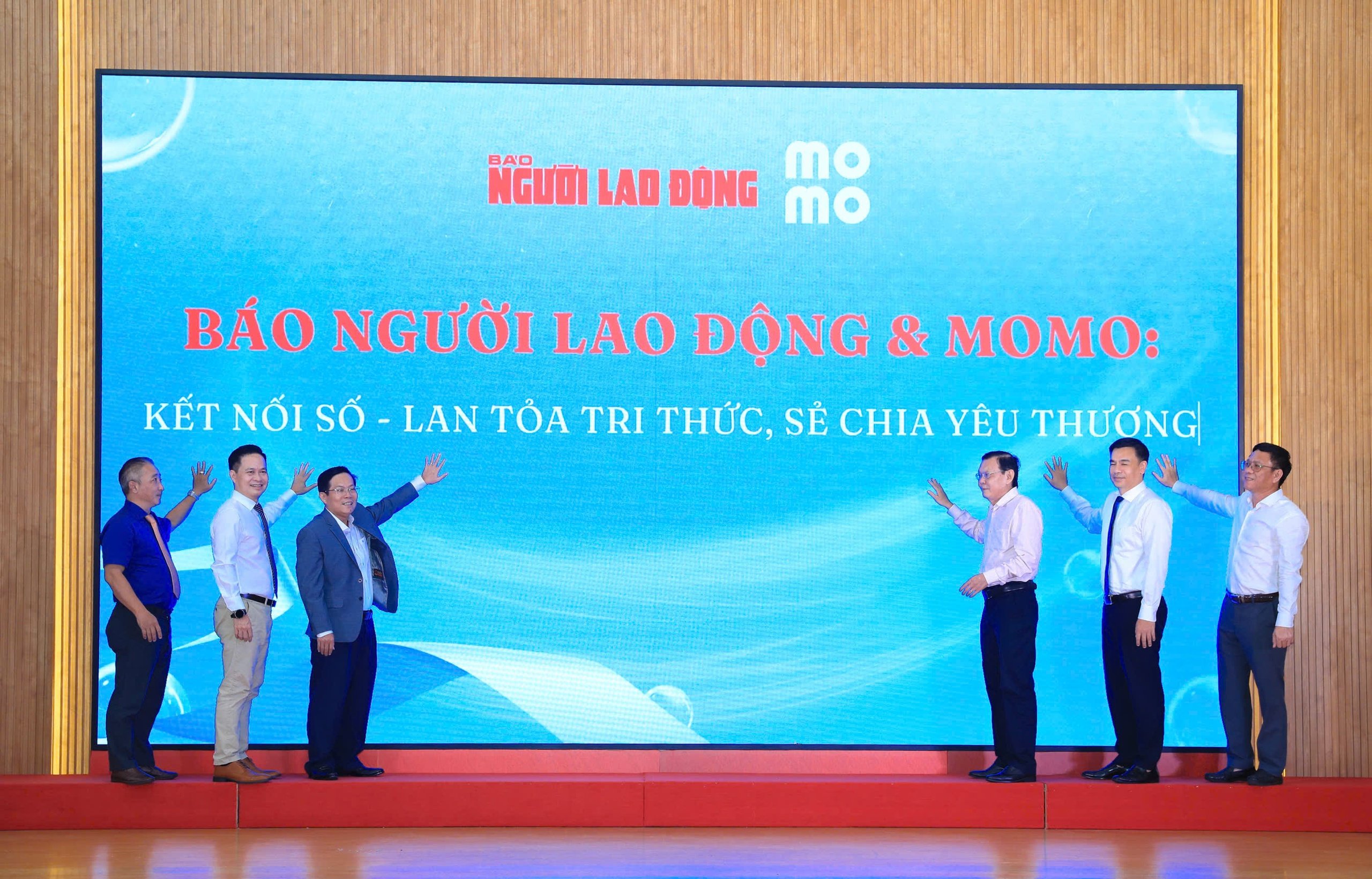 Đưa Báo Người Lao Động tới hơn 30 triệu người dùng trên siêu ứng dụng MoMo - Ảnh 4.