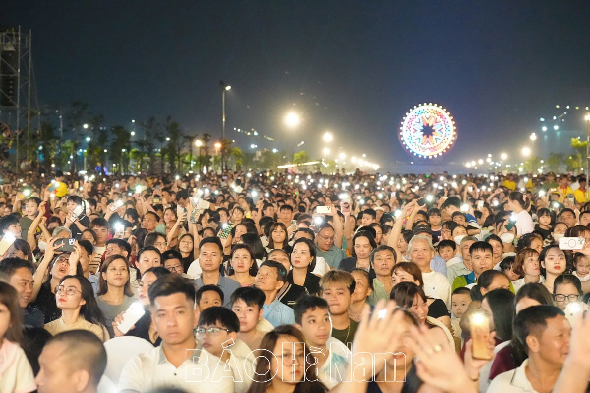 Khai mạc Tuần Văn hóa Du lịch Hà Nam năm 2025 và Chương trình nghệ thuật “Rực rỡ Hà Nam”