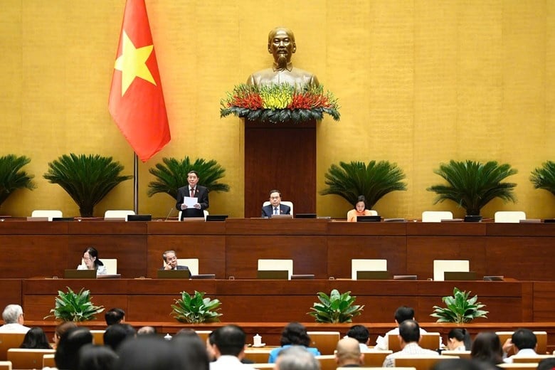 Phó Chủ tịch Quốc hội NGuyễn Đức Hải điều hành phiên họp