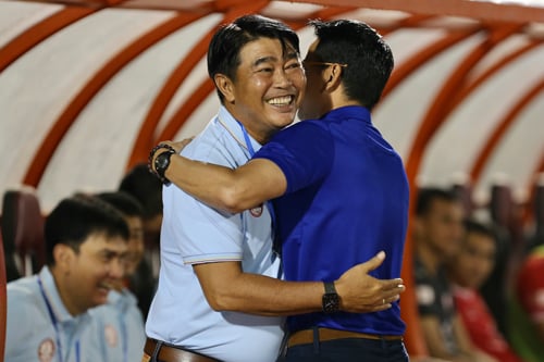 HLV Trần Minh Chiến chỉ ra chiến lược giúp Bình Định trụ hạng V-League- Ảnh 1.
