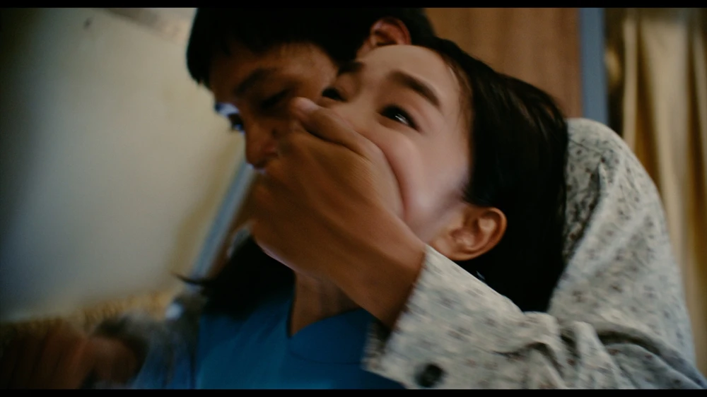 tu chien tren khong 4.jpg