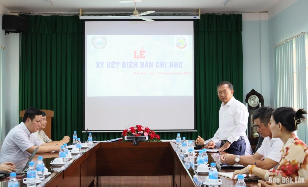 Ông Vũ Đức Côn, Chủ tich Hiệp hội Sầu riêng Đắk Lắk phát biểu ý kiến.