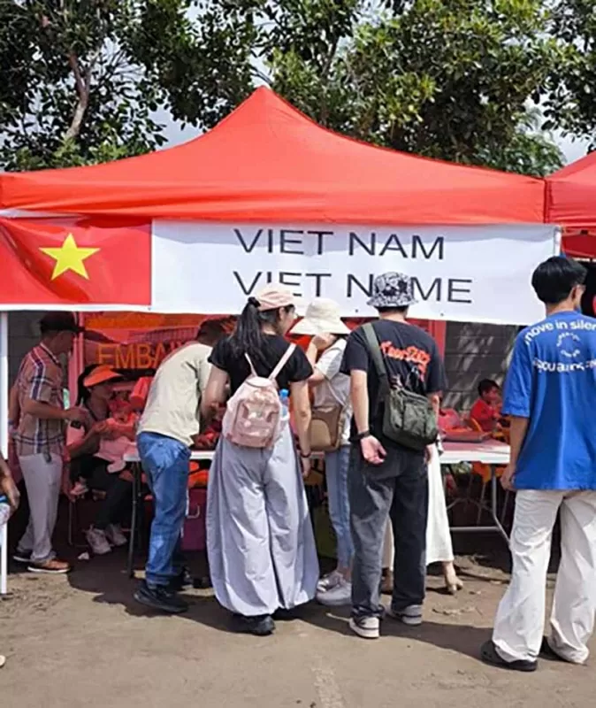 Rực rỡ sắc Việt tại sự kiện PETRO không biên giới 2025 ở Angola Rực rỡ sắc Việt tại sự kiện PETRO không biên giới 2025 ở Angola