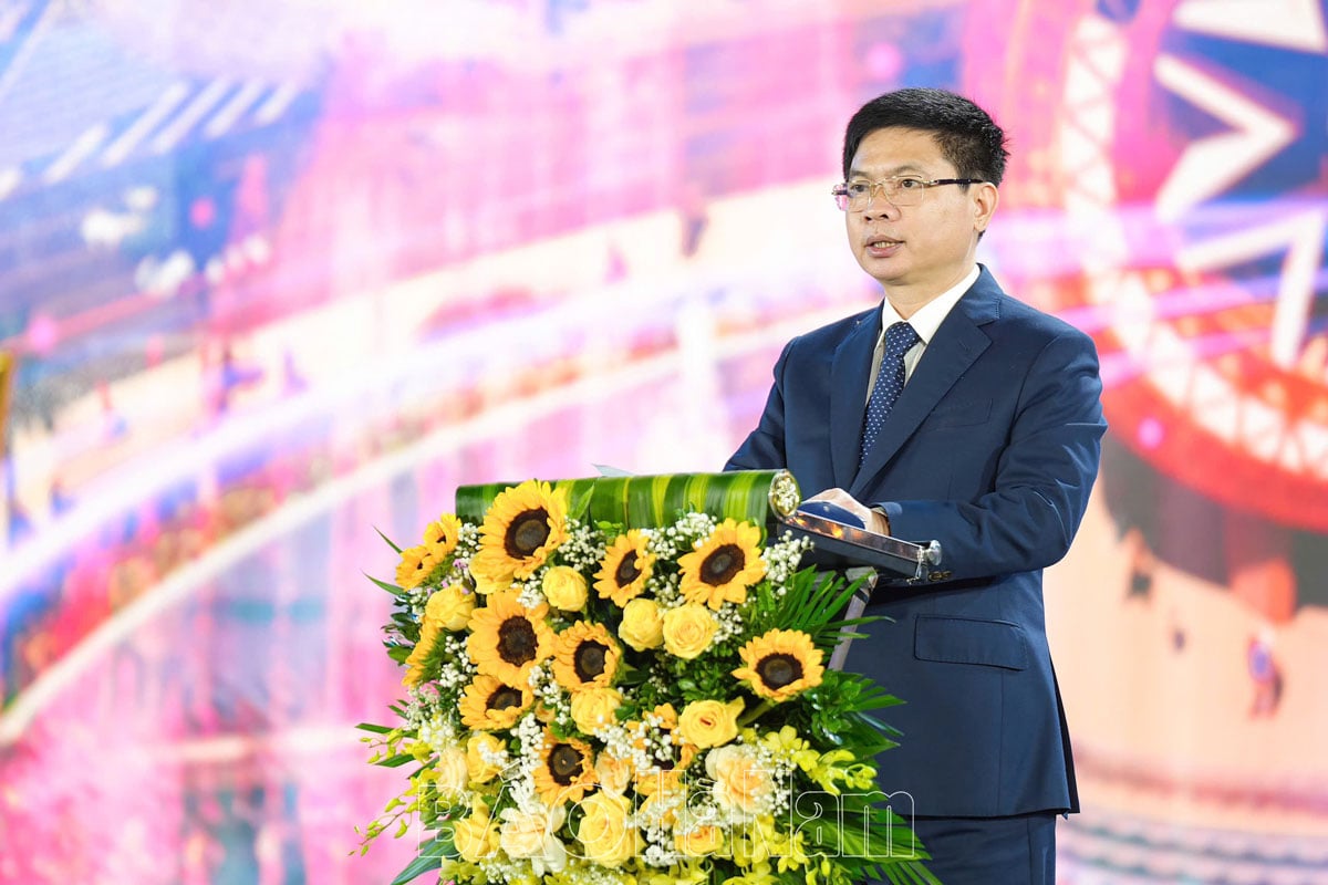 Khai mạc Tuần Văn hóa Du lịch Hà Nam năm 2025 và Chương trình nghệ thuật “Rực rỡ Hà Nam”