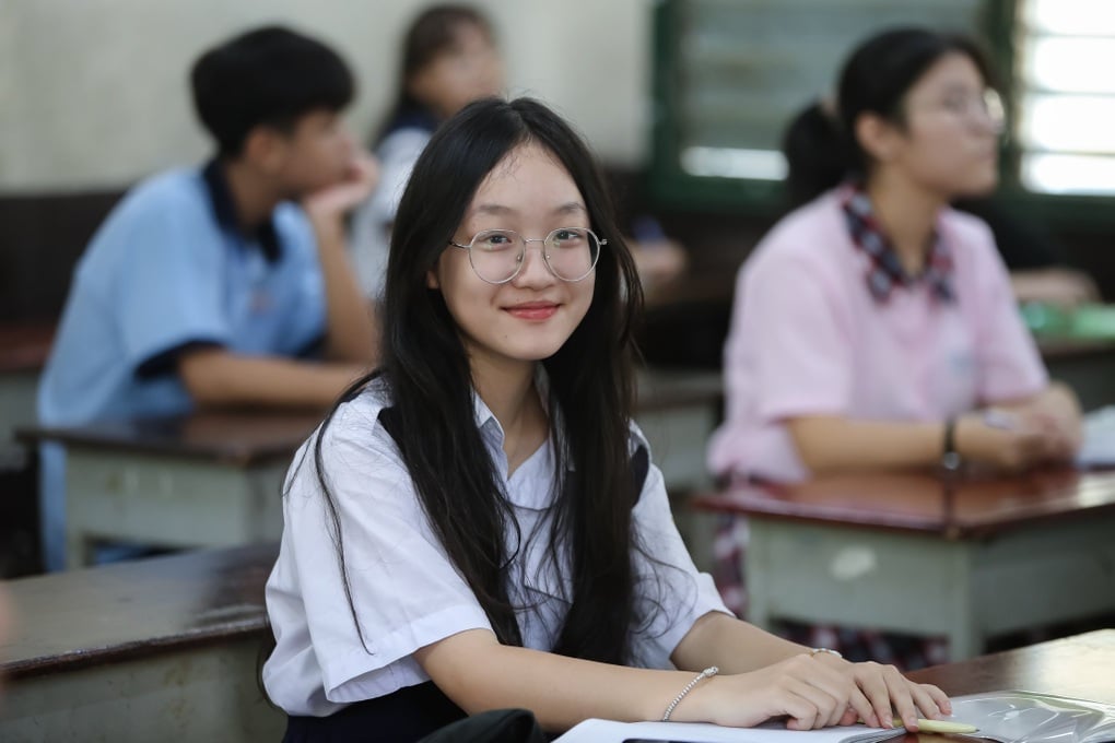 Tỷ lệ lên đến 25 chọi 1 cho suất vào lớp 10 chuyên Trung ở Hà Nội - 1