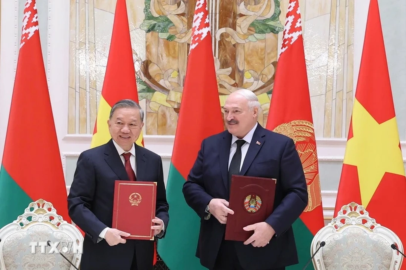 tong-bi-thu-to-lam-bielorrusia-aleksandr-lukashenko-1-1747066294339.webp