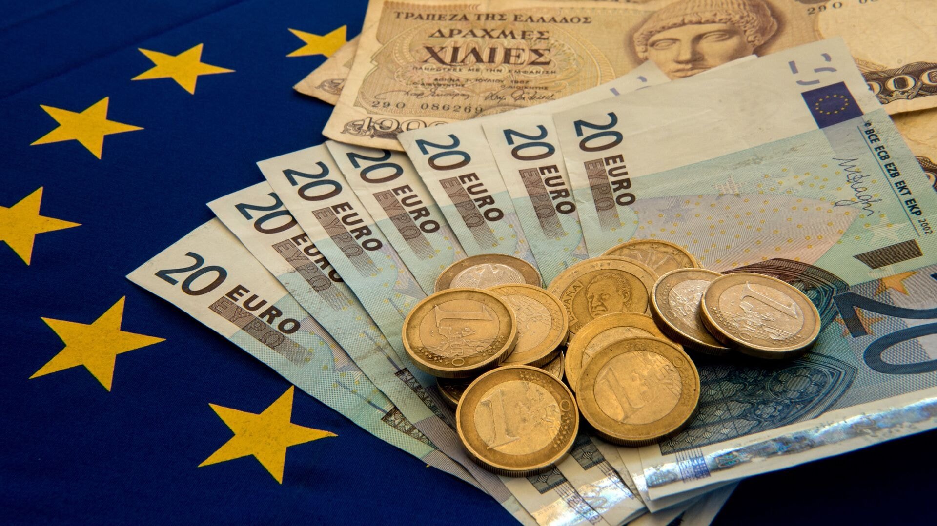Tỷ giá Euro hôm nay 13/5/2025: Thế giới giảm mạnh