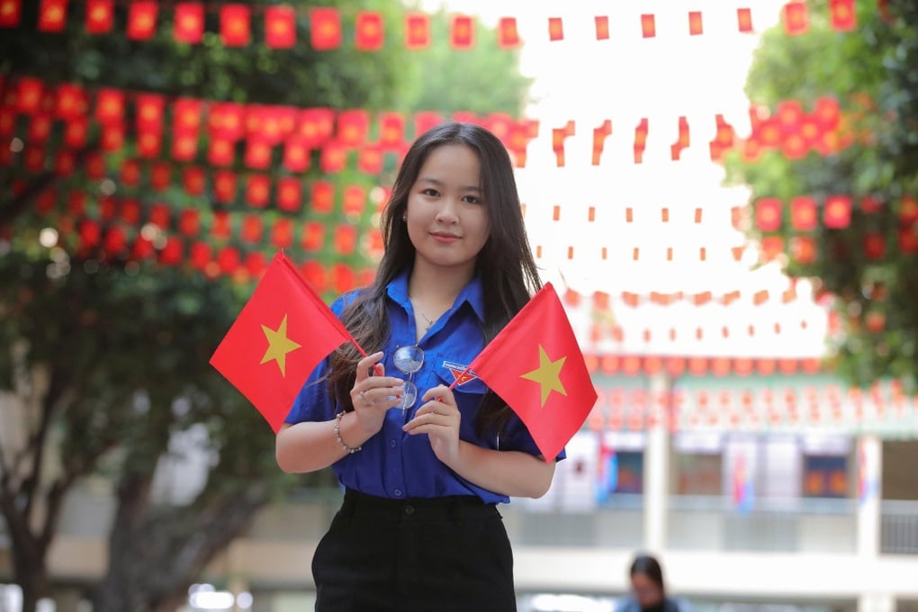 Nữ sinh tham gia diễu binh, diễu hành dịp Quốc khánh cần điều kiện gì? - 1