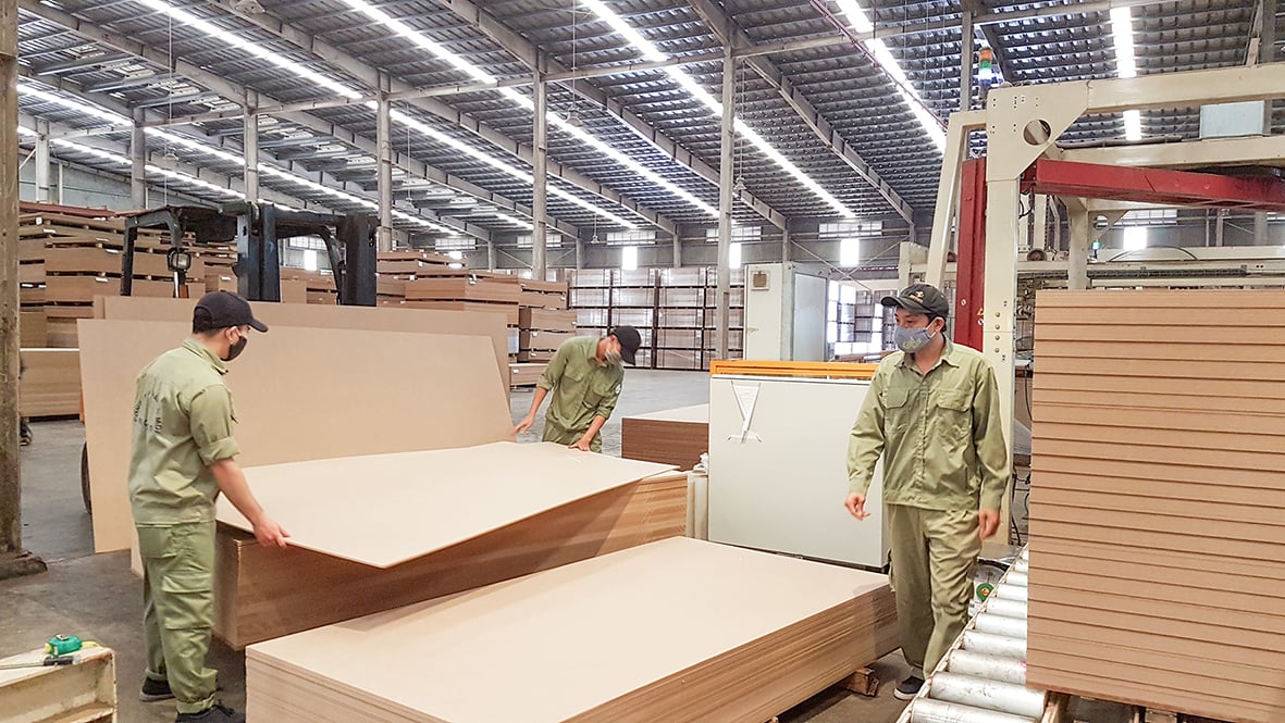 Chuyển biến tích cực trong lĩnh vực công nghiệp, tiểu thủ công nghiệp