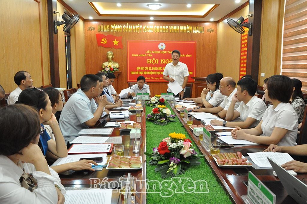  Các đại biểu dự hội nghị