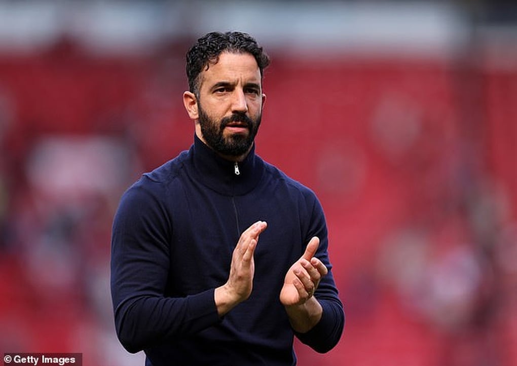 Man Utd có động thái bất ngờ trước khi gặp đội bóng của HLV Kim Sang Sik - 2