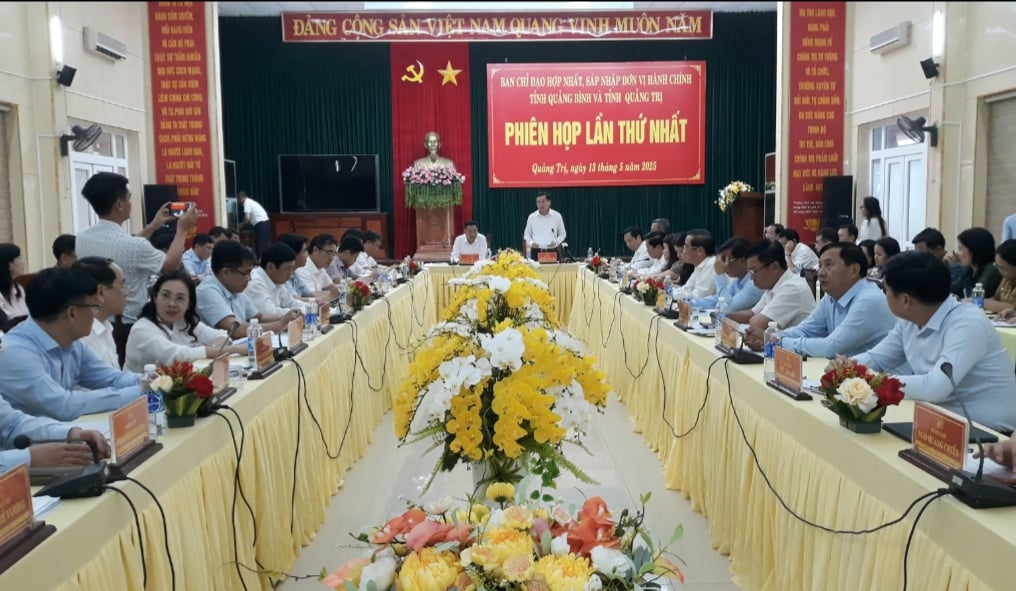 Phiên họp thứ nhất của Ban Chỉ đạo hợp nhất, sáp nhập đơn vị hành chính tỉnh Quảng Bình và tỉnh Quảng Trị