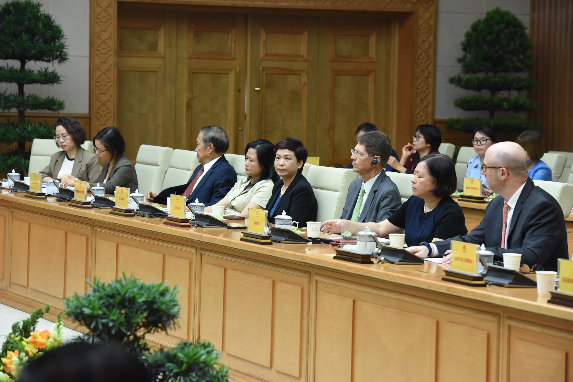 [Ảnh] Thủ tướng Phạm Minh Chính gặp mặt đại diện doanh nghiệp Hoa Kỳ ảnh 2