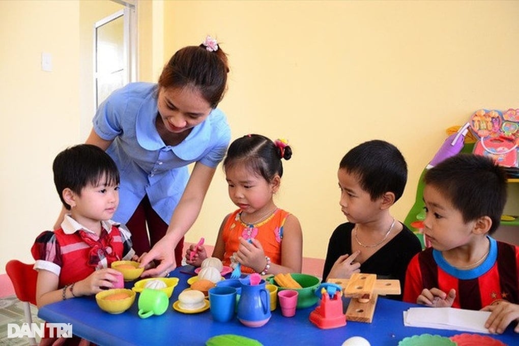Tin vui cho giáo viên mầm non: Phụ cấp có thể tăng đến 80% - 1