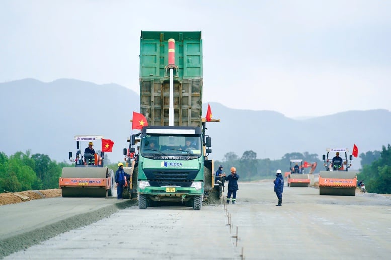 Bộ Xây dựng giải ngân hơn 13.000 tỷ đồng sau 4 tháng- Ảnh 1.