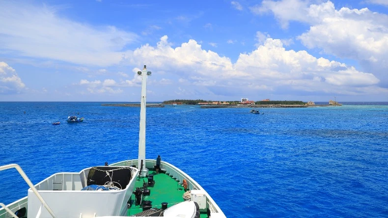 Ra Biển Đông săn những đường bay ảnh 9
