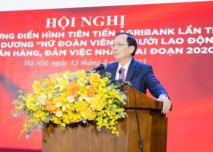 Agribank biểu dương đóng góp của nữ đoàn viên - người lao động "Giỏi việc ngân hàng, đảm việc nhà"- Ảnh 2.