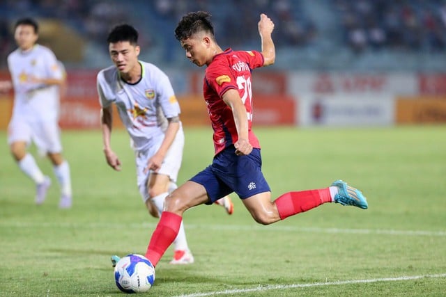 HLV Polking đánh giá cao nhà vô địch Thai-League  - Ảnh 1.