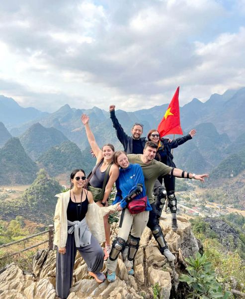 Hà Giang khai thác di sản Công viên Địa chất toàn cầu phát triển du lịch bền vững - Ảnh 2.
