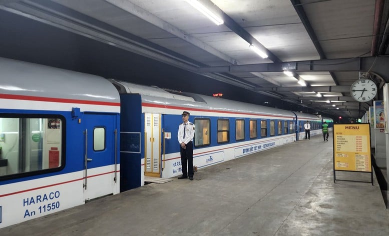 Triển khai các nhiệm vụ để khởi công xây dựng đường sắt Lào Cai - Hà Nội - Hải Phòng trong tháng 12/2025- Ảnh 1.