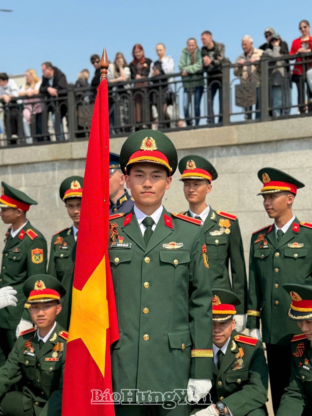 Quân nhân Nguyễn Văn Bắc, xã Trưng Trắc (Văn Lâm) đang học tập tại Trường Sĩ quan Chỉ huy Binh chủng hợp thành Cao cấp Vùng Viễn Đông (Liên bang Nga)