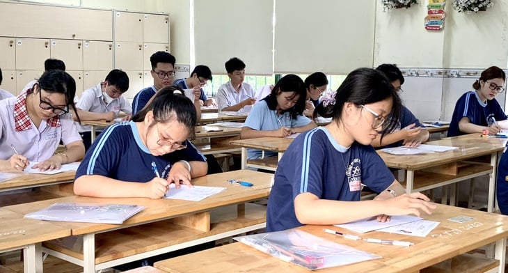 bằng tốt nghiệp - Ảnh 1.