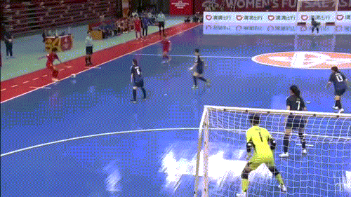 Live Futsal Vietnam women vs Japan women 0-2(H2): Vietnam tries to attack photo 10