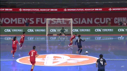Live Futsal Vietnam women vs Japan women 0-2(H2): Vietnam tries to attack photo 8