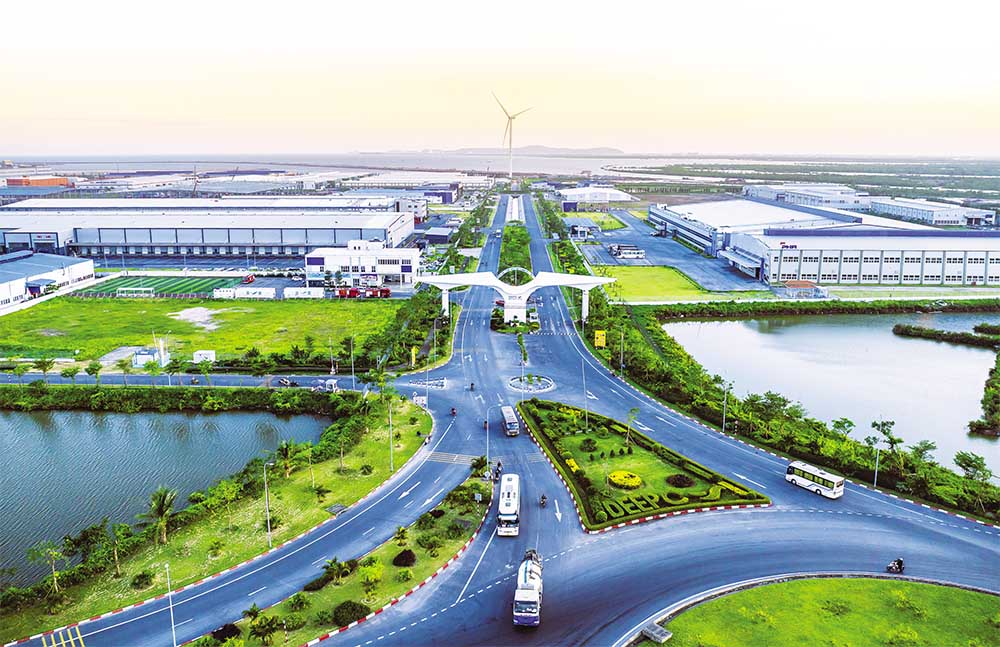 DEEP C Industrial Park Complex is a pioneer, persistently developing ecological industrial parks, attracting many foreign investors (Photo: Huy Dung)