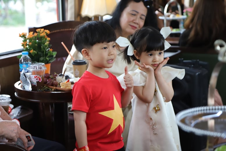 Đổi mới tư duy, khai thác tiềm năng du lịch đường sắt- Ảnh 3.