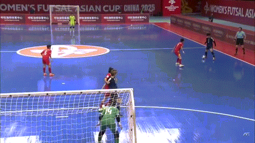 Live Futsal Vietnam women vs Japan women 0-2 (H2): Vietnam tries to attack photo 2