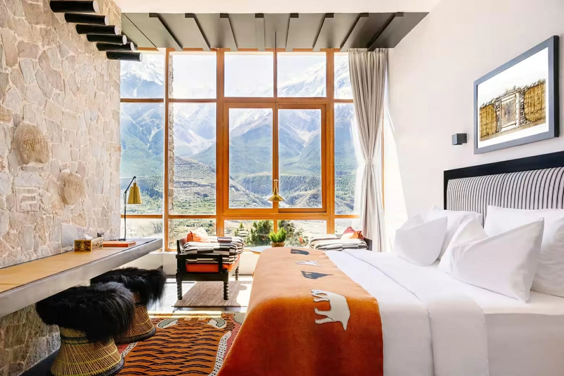 shinta-mani-mustang-khu-nghi-duong-sang-trong-o-jomsom-nepal.webp