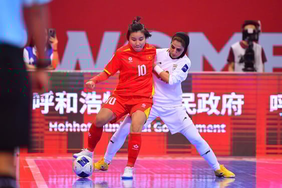 Tuyển futsal nữ và thách thức ở tứ kết - Ảnh 1.