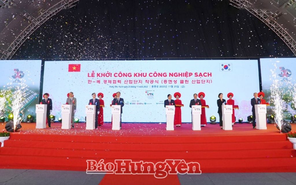 Lễ khởi công KCN Sạch