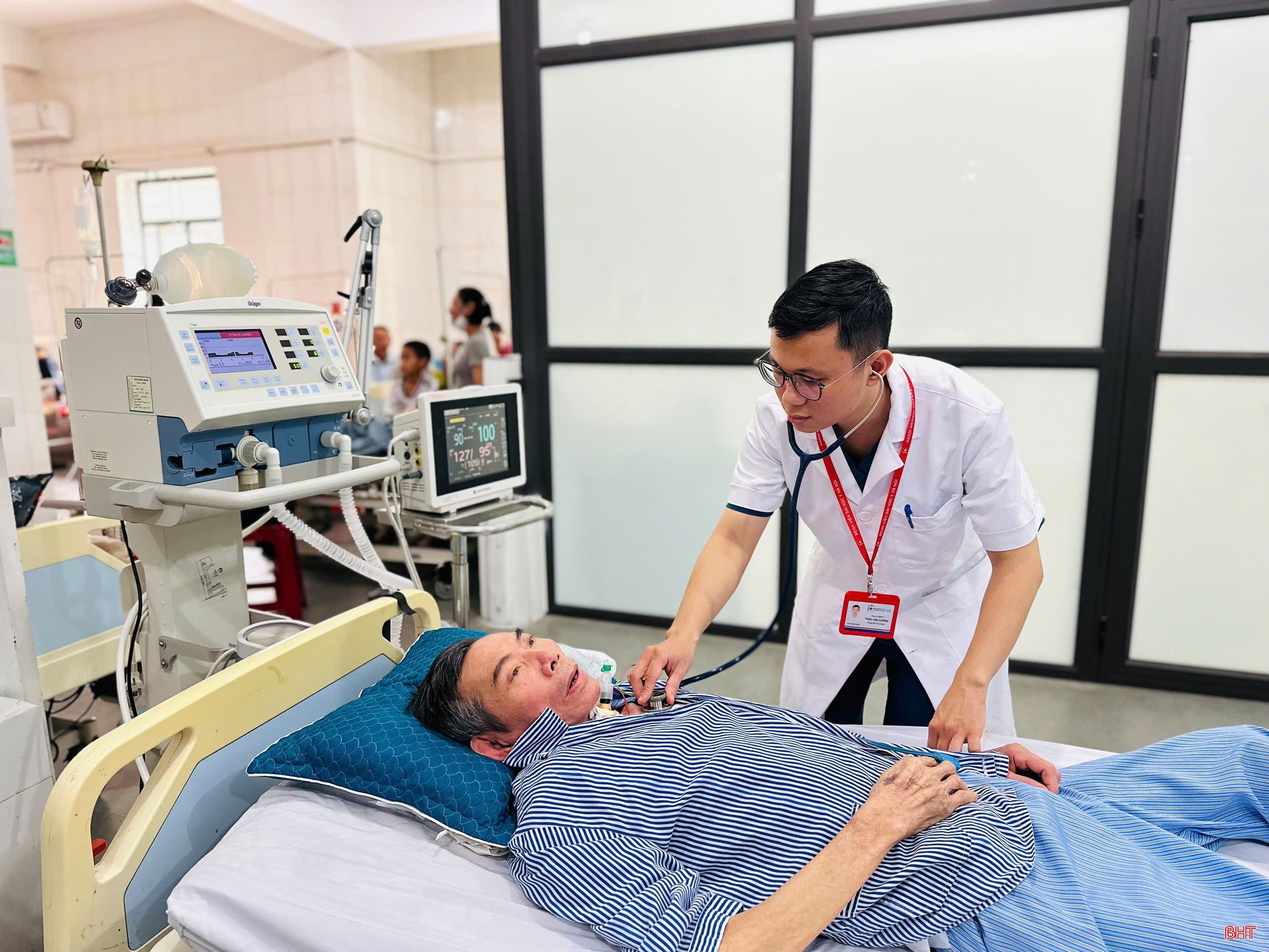 bqbht_br_thac-sy-bac-sy-noi-tru-tran-van-cuong-chuyen-kham-cac-benh-tim-mach-tai-benh-vien-da-khoa-thi-xa-ky-anh.jpg