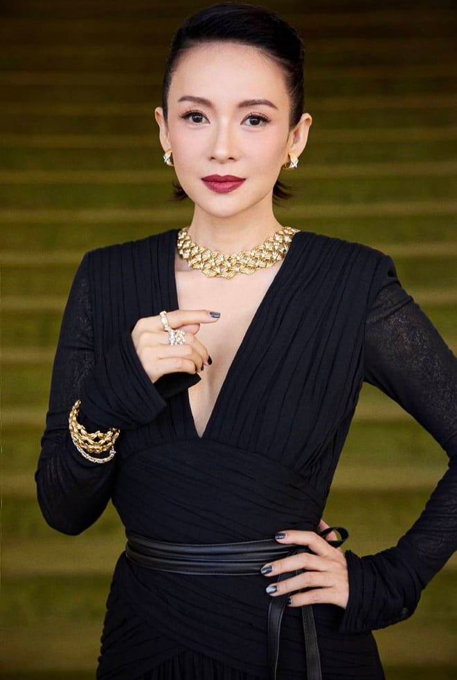 Chương Tử Di tỏa sáng trong thiết kế Công Trí tại “The Gold House Gala Awards” - Ảnh 6.