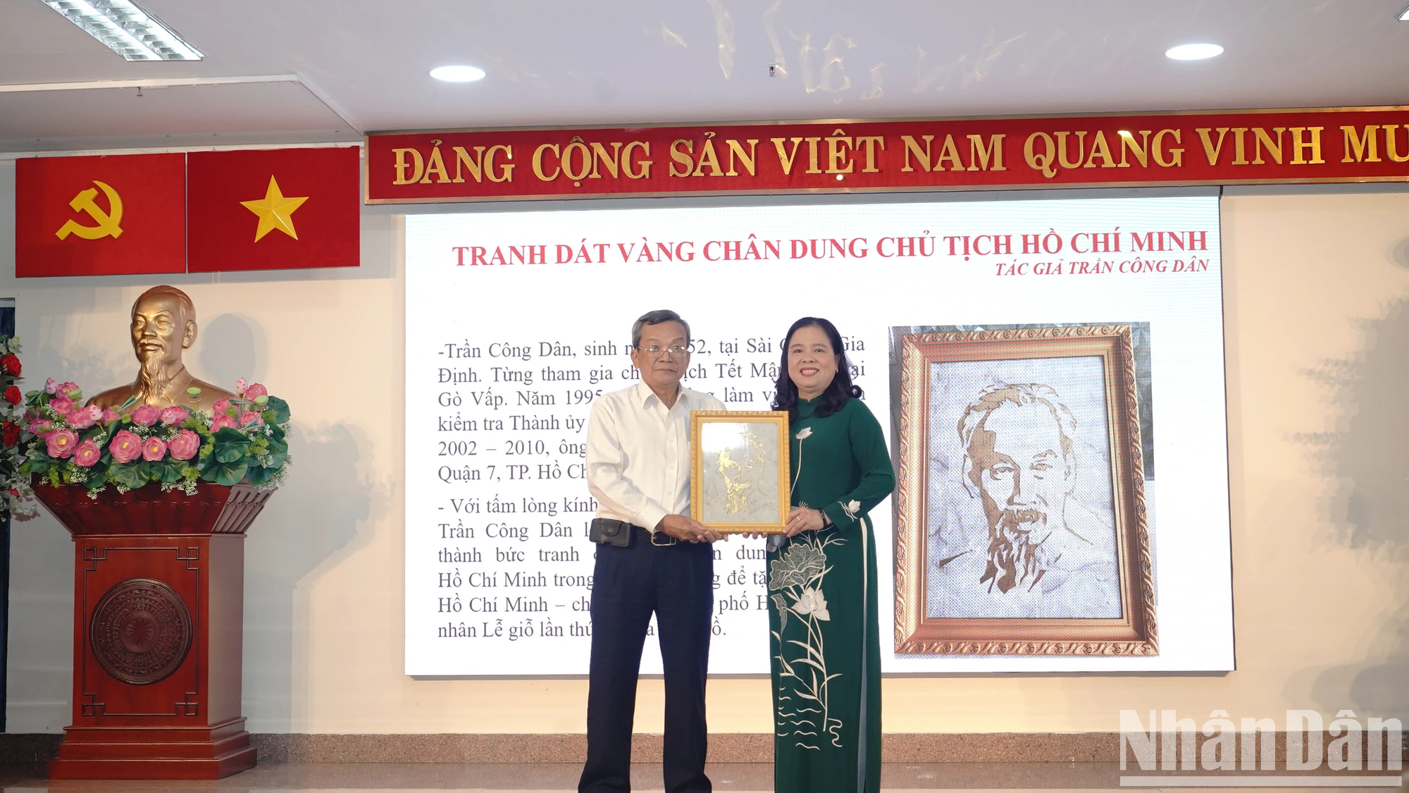 [Ảnh] Trưng bày chuyên đề ''Miền nam nhớ mãi ơn Người'' ảnh 9
