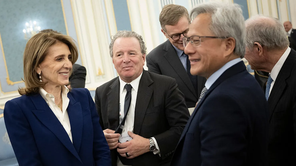 Dàn tỷ phú công nghệ theo chân ông Trump sang Trung Đông - 3