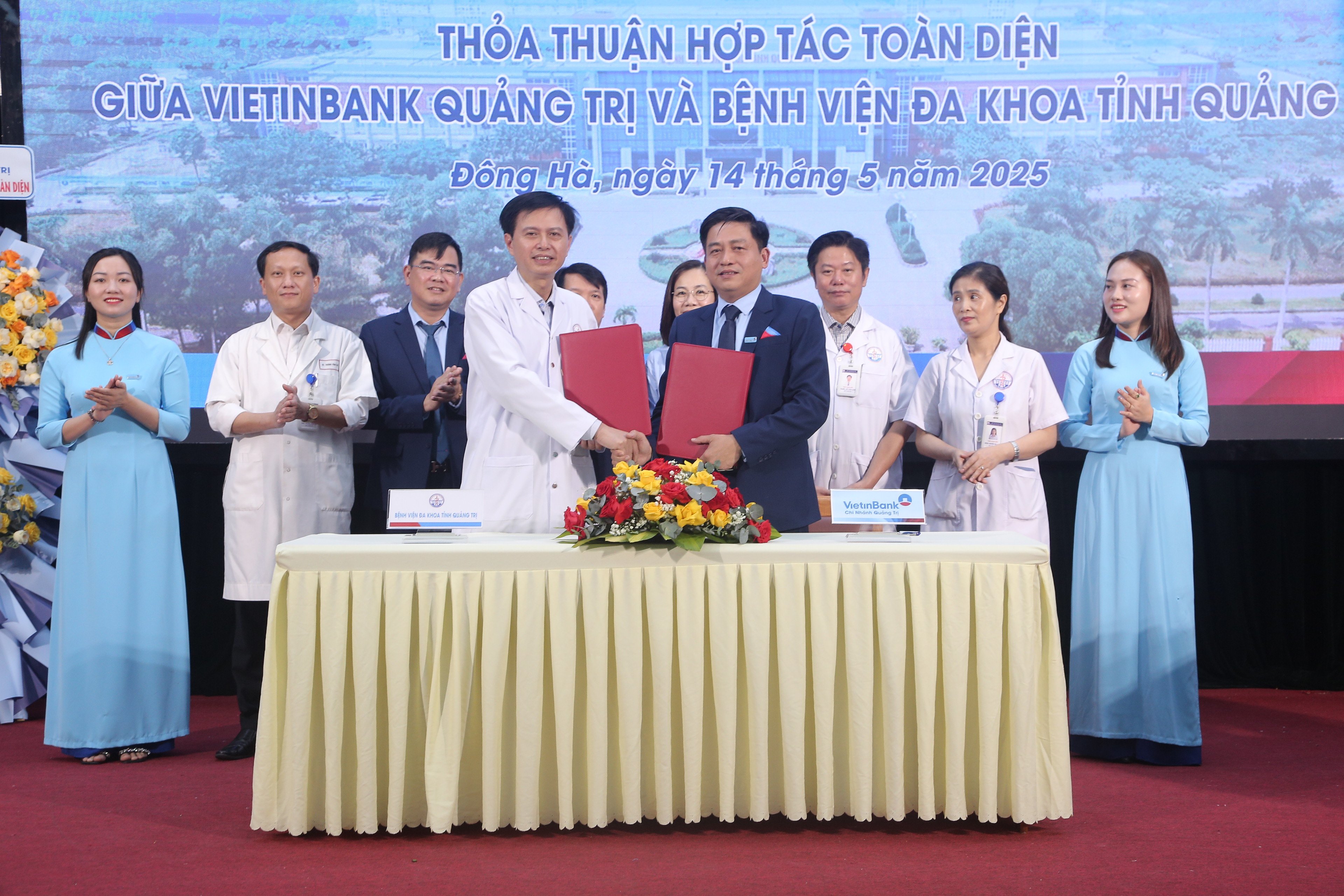 Vietinbank Quảng Trị và Bệnh viện Đa khoa tỉnh ký kết thỏa thuận hợp tác toàn diện