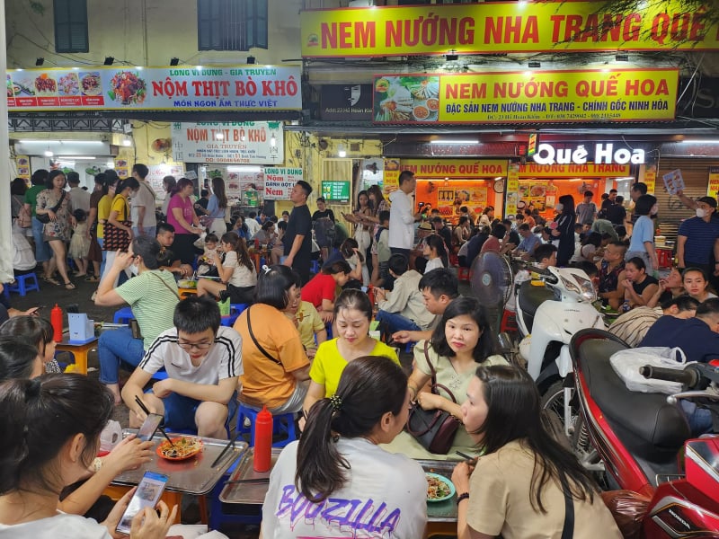 Bộ Y tế thông tin về dịch COVID-19 đang gia tăng ở Thái Lan với 16 ca tử vong -0