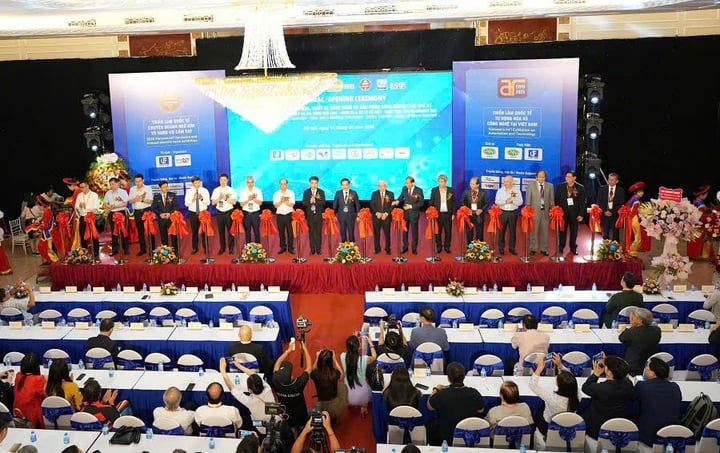 Khai mạc Triển lãm quốc tế về Tự động hóa và Công nghệ - AT EXPO 2025 - Ảnh 1.