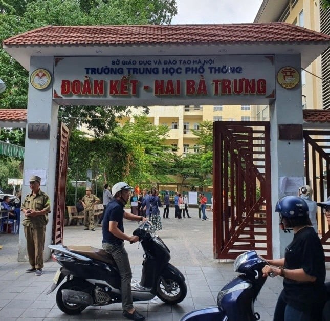 Trường có điểm chuẩn ‘rớt thảm’ năm ngoái, năm nay tỉ lệ chọi ra sao? ảnh 1