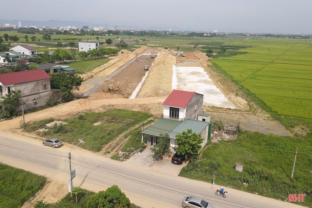bqbht_br_du-dan-duong-xo-viet-nghe-tinh-keo-dai-14.jpg