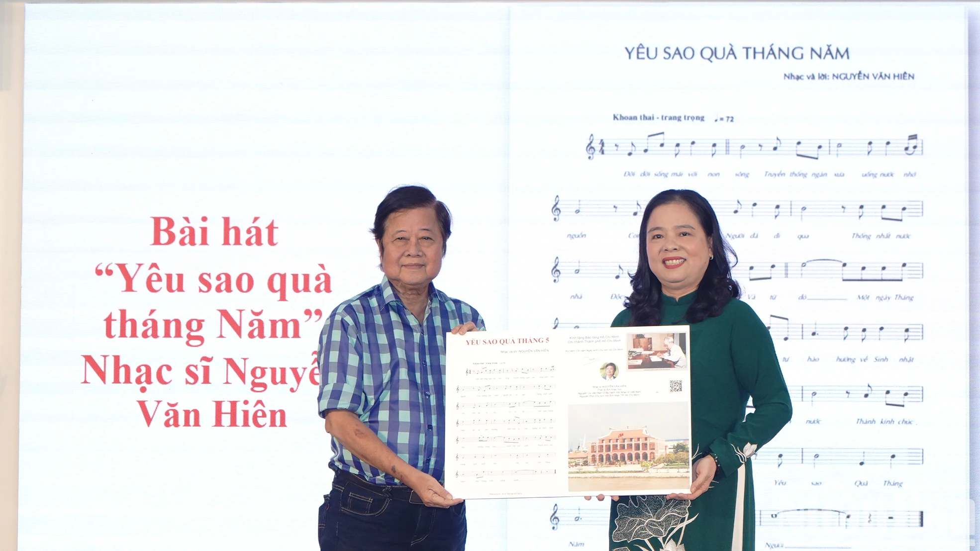 [Ảnh] Trưng bày chuyên đề ''Miền nam nhớ mãi ơn Người'' ảnh 10