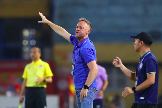Báo chí Thái Lan e ngại một nhân vật rất đặc biệt, lo CLB CAHN thắng Buriram United- Ảnh 2.