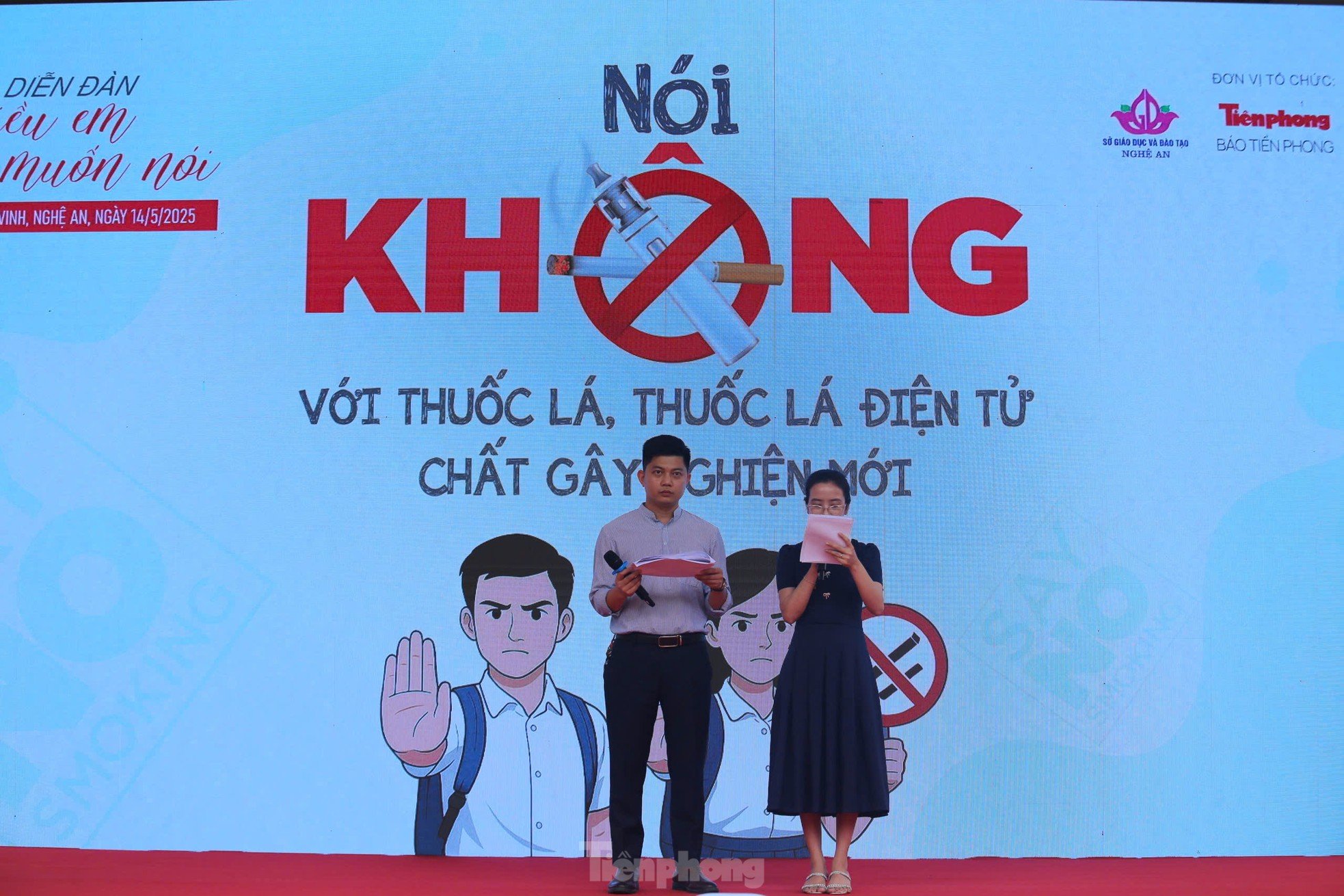 Hơn 1.000 giáo viên, học sinh chờ đón chương trình 'Nói không với thuốc lá điện tử' ảnh 8