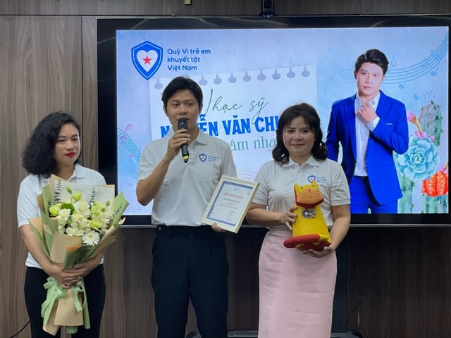 Tác giả "Viết tiếp câu chuyện hòa bình" nhận thêm vai trò mới- Ảnh 2.